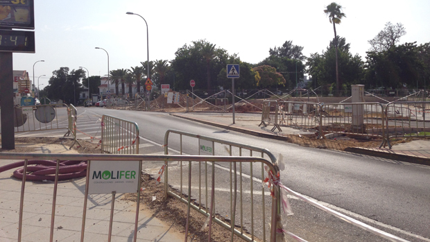 La remodelación de la avenida Cristóbal Colón de Dos Hermanas no estará hasta octubre